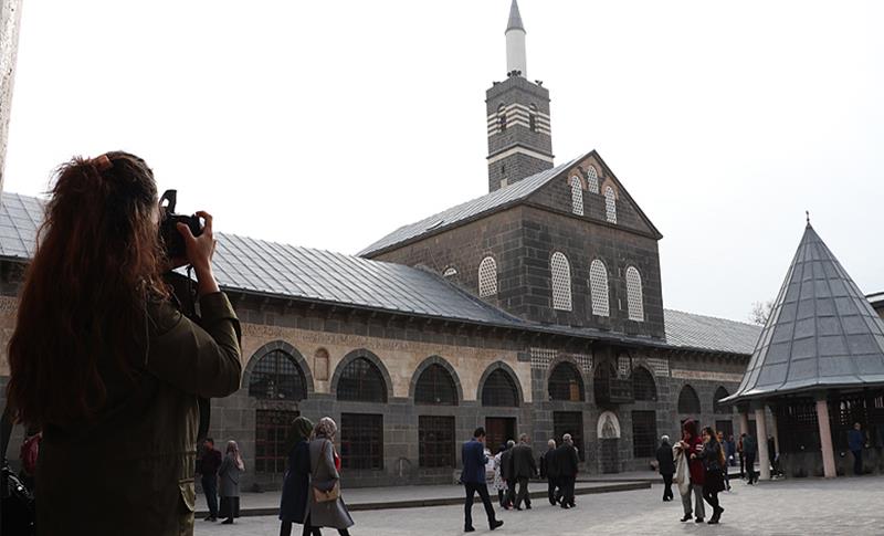 DİYARBAKIR'DA OTEL İŞLETMECİLERİ SEZONU MUTLU KAPATTI