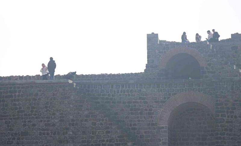 QISMEKÊ BARÎYERAN ÊN LI SÛRA DÎROKÎ HATIN RAKIRIN