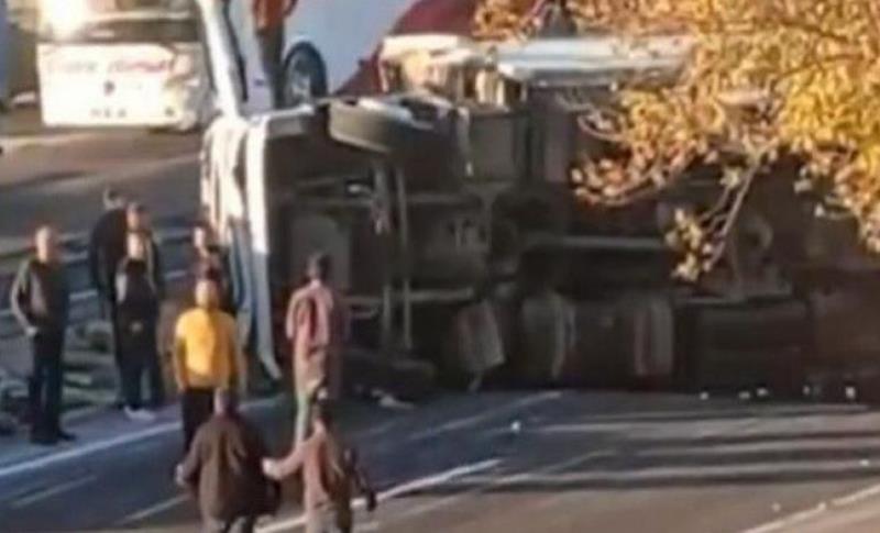 LI NISÊBÎNÊ QEZAYA TRAFÎKÊ! 1 MIRÎ, 1 BIRÎNDAR