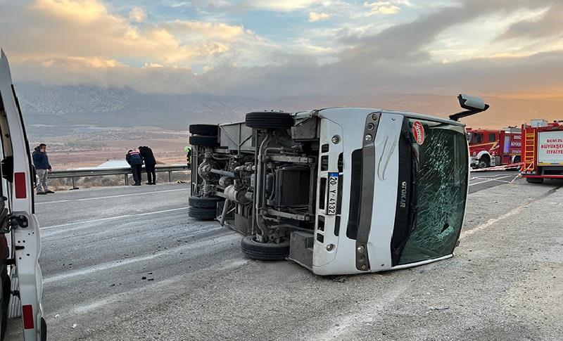 LI DENÎZLÎYÊ SERWÎS QELIBÎ! 2 MIRÎ, 2 JÊ GIRAN 15 BIRÎNDAR