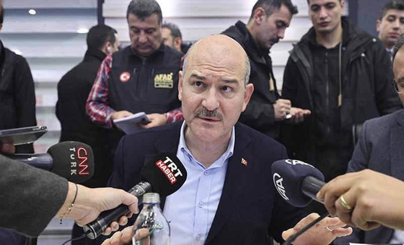 SOYLU: ANTAKYA’DA İKİ BİNADAN BİRİ YIKIK, DELİL TOPLAMADAN ENKAZ KALDIRILMIYOR