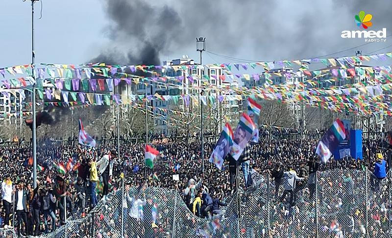 NEWROZA AMEDÊ ÎSAL JÎ BI COŞEKE MEZIN HAT PÎROZKIRIN