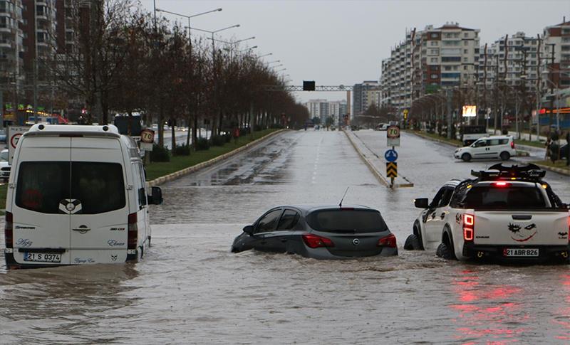 DİYARBAKIR VE BÖLGE İLLERİ İÇİN SAĞANAK VE SEL UYARISI!