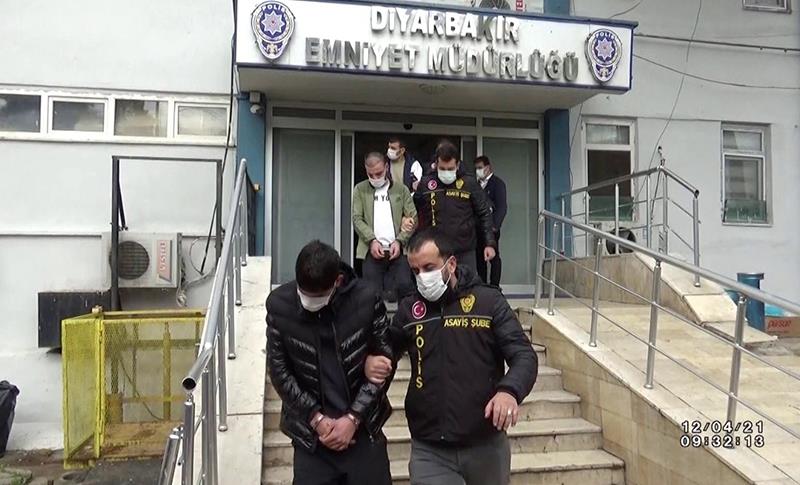 DİYARBAKIR’DA HIRSIZLIK YAPTIĞI BELİRLENEN 3 KİŞİ TUTUKLANDI