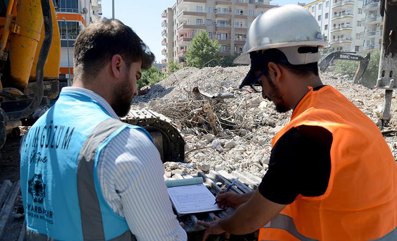 DİYARBAKIR'DA YKS ÖNCESİ GÜRÜLTÜ UYARISI YAPILDI