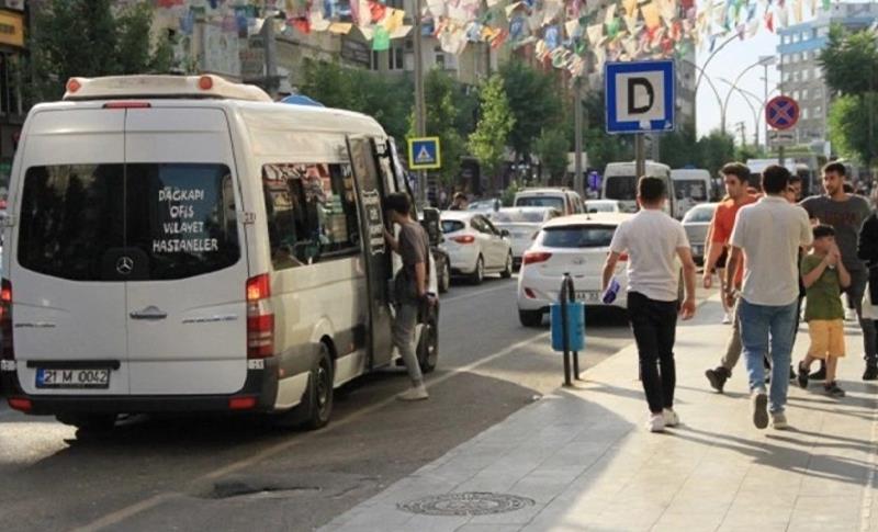 DİYARBAKIR’DAKİ ULAŞIM ZAMMINA TEPKİ!