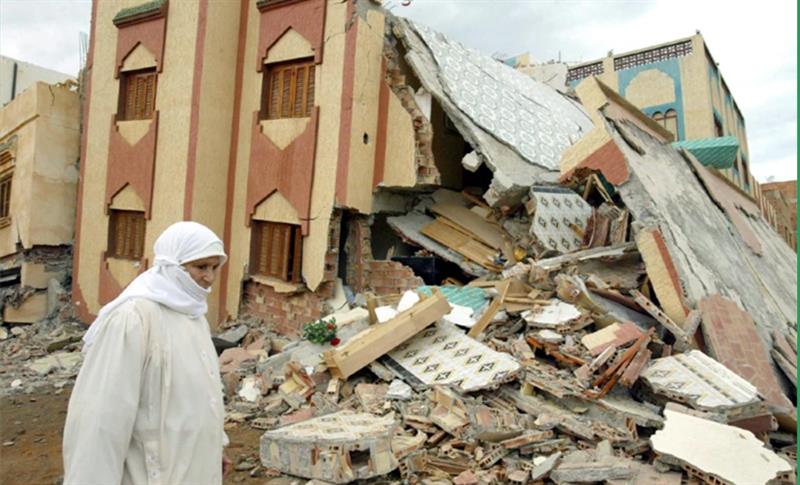 7 BÜYÜKLÜĞÜNDE DEPREM! 269 KİŞİ HAYATINI KAYBETTİ