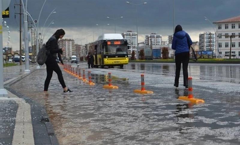 DİYARBAKIR VE BÖLGE İLLERİ İÇİN SAĞANAK YAĞIŞ UYARISI