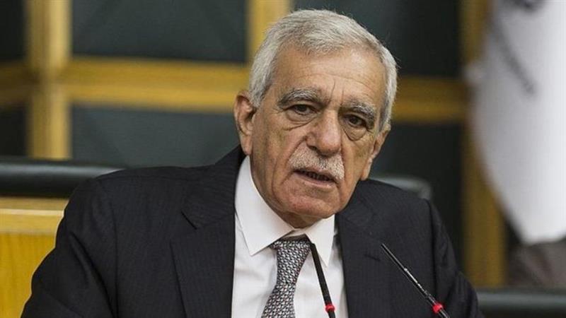 AHMET TÜRK ÖNSEÇİMDE 50+1'İ GEÇEMEYİNCE ADAY ADAYLIĞINDAN ÇEKİLDİ