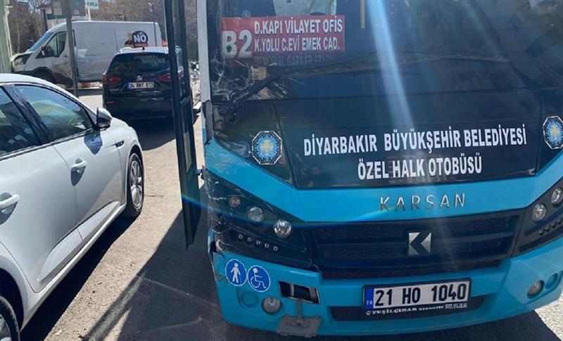 LI AMEDÊ 2 MÎNÎBUS Û 2 SIWARE LI HEV QELIBÎ! 13 BIRÎNDAR