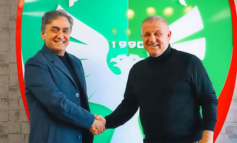 MESUT BAKKAL'DAN AMEDSPOR TARAFTARLARINA ÖVGÜLER