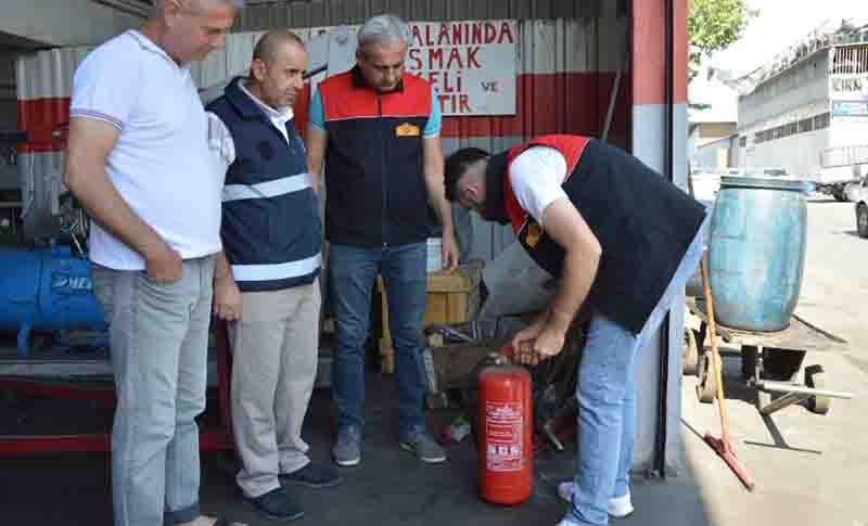 SANAYİ SİTELERİNDE YANGINLARI ÖNLEMEK İÇİN DENETİM YAPILIYOR