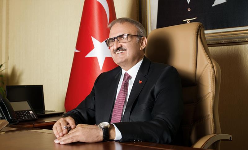 VALİ KARALOĞLU'NDAN KADINLAR GÜNÜN MESAJI