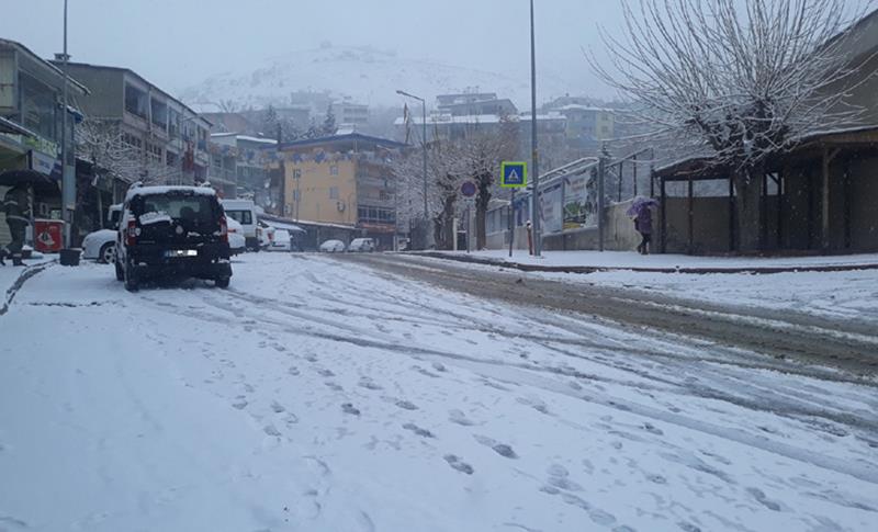 DİYARBAKIR’IN 4 İLÇESİNDE EĞİTİME 1 GÜN ARA VERİLDİ