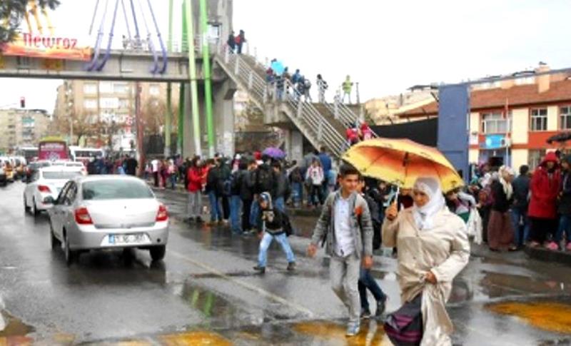 TALÛKEYA SERBIHURA LI AMEDÊ: DERÎYÊ VALAHÎYA ASANSORÊ TUNE YE