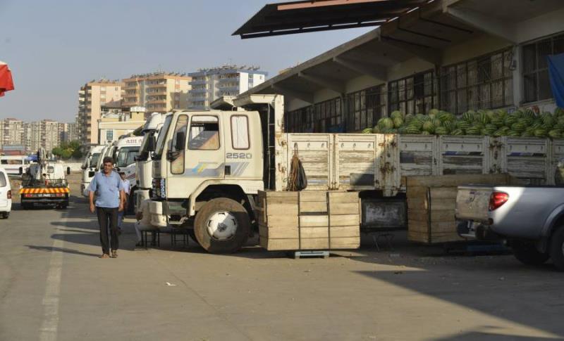 DİYARBAKIR YENİ SEBZE HALİ’NDE 148 İŞ YERİ KAPANDI