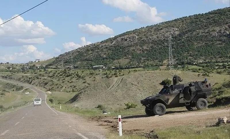 LİCE KIRSALINDA ÇATIŞMA! 2 ASKER HAYATINI KAYBETTİ, 1 ASKER YARALANDI