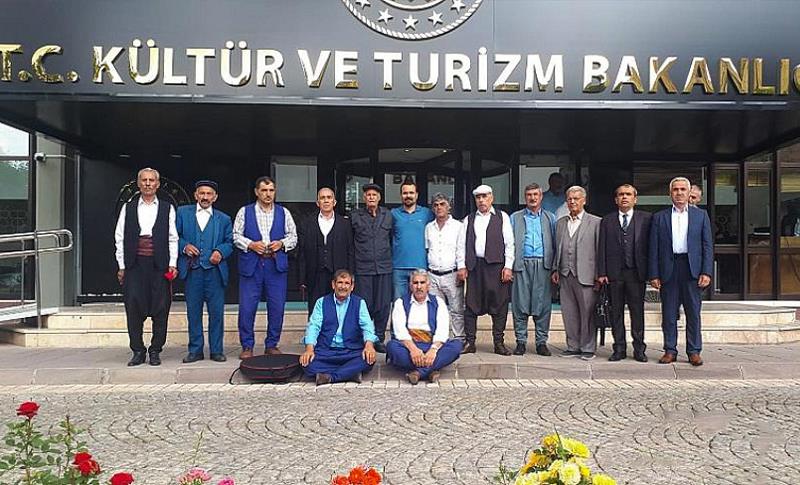 13 DENGBÊJ “KÜLTÜREL MİRAS TAŞIYICI” OLARAK RESMİLEŞTİ