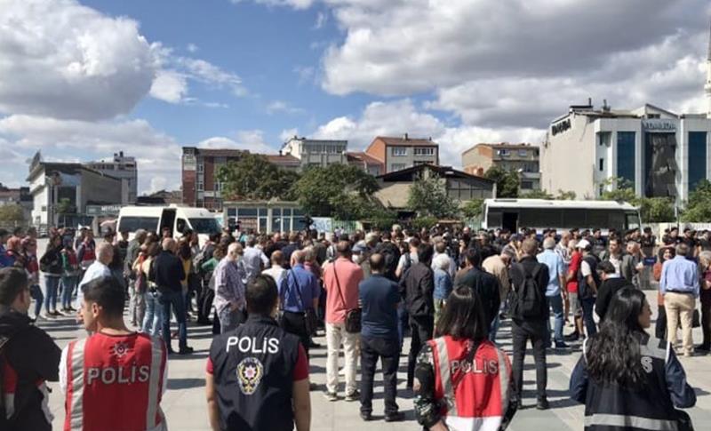 CUMARTESİ ANNELERİ’NİN AÇIKLAMASINA POLİS SALDIRISI!